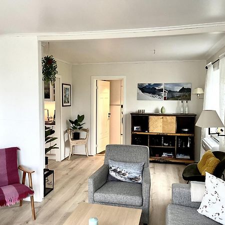הוילה ריינה Koselig Nyrestaurert Hus Med Flott Utsikt! מראה חיצוני תמונה